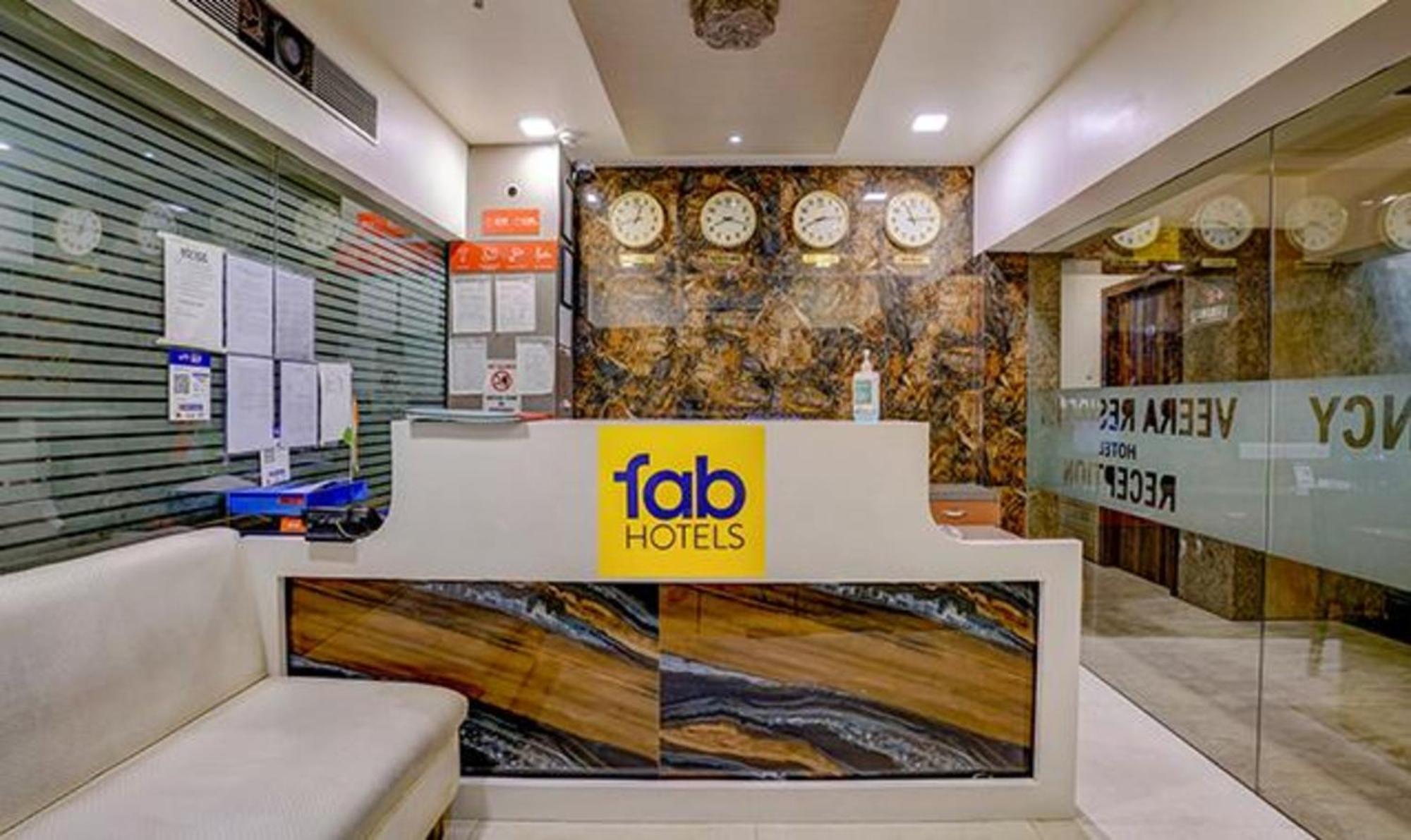 Fabexpress Veera Residency Hotell Mumbai Exteriör bild